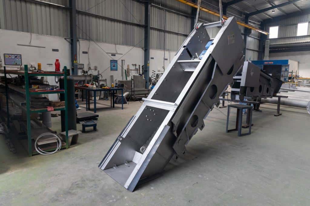 How Step Screens Reduce Energy Consumption in Wastewater Treatment